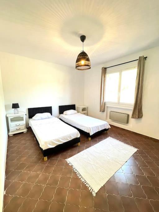 Appartement Proche Aeroport Marseille Marignane - Studio Confortable - Logement Ideal - Hebergement Tout Equipe Rognac Exterior foto